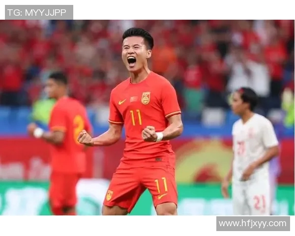 东亚杯中国队与朝鲜队激战成平局赛后分析与精彩瞬间回顾