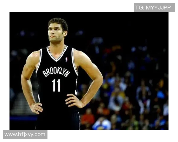 布鲁克洛佩斯:从篮下巨人到全能球员的华丽转身与职业生涯回顾 布鲁克洛佩斯:从篮下巨人到全能球员的华丽转身与职业生涯回顾