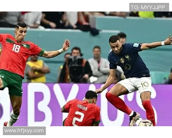 波兰与捷克友谊赛精彩对决展现足球魅力与团队精神 波兰与捷克友谊赛精彩对决展现足球魅力与团队精神