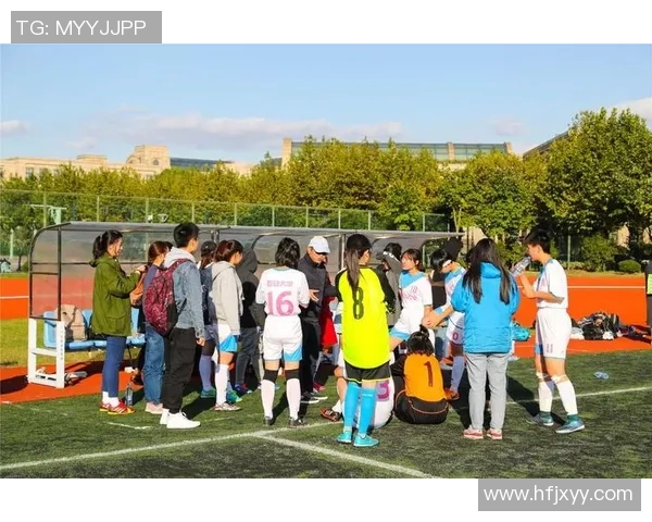 哈德起菲尔德对阵强敌的精彩赛事分析与战术探讨