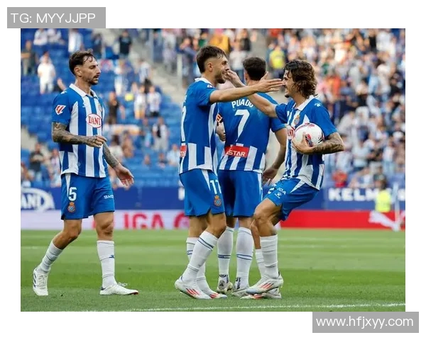 巴伦西亚与西班牙激战正酣精彩比赛直播全程回顾与分析